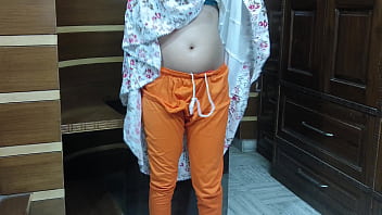 Preview 2 of Amisa Pathel - Pdosi hua tharki bhabhi ko dekh gaand mari bhabhi ki ghr pe