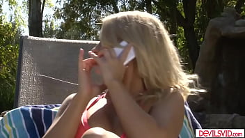Preview 1 of 16 Yers Garls Xxx - Guy fucking his stepdaughters 18yo bff