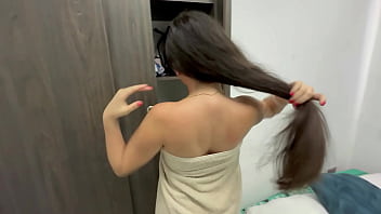 Preview 1 of Xxx Sexy Video Rk - Culona latina hermanastra me pide que me quede en casa para que le meta mi enorme pene por su estrecho co&ntilde_o ,  hasta darle toda mi rica leche.