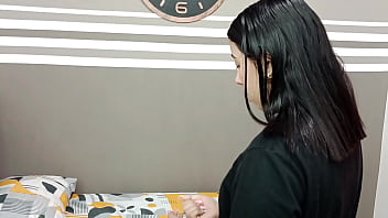Preview 1 of Devon Is Know - el hermanastro de mi novio me sali&oacute_ todo un semental ese si que sabe como complacer a una mujer