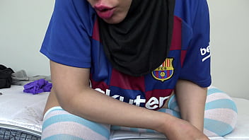Preview 1 of Jesee Caple Xxx - Arab Cuckold Teen In London