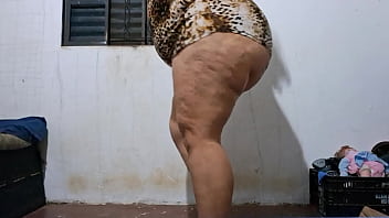 Preview 1 of Mom Xnxx White Girls - Rebolando meu rab&atilde_o para o meu macho