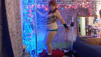 Preview 1 of Quite And Young Step Mom - Hotwife Steffi palms pussy dance