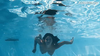 Preview 2 of Ibdian Chudi - Sensational Venezuelan in Poolside Swim Session