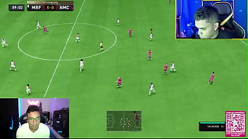 Preview 2 of European Full Length - streamer de fifa socando a bola pra dentro do sem dedo