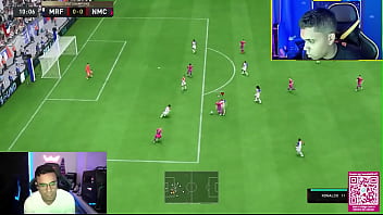 Preview 3 of European Full Length - streamer de fifa socando a bola pra dentro do sem dedo
