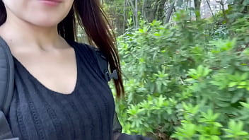 Preview 3 of Ththir Xxxii Hd - 做个三明治，然后搭车去温泉!