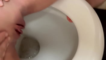 Preview 4 of Teacher Studant Xxx Com - Guy Pee on My Clit and I Hold his Dick when Pee Compilation 4 Videos
