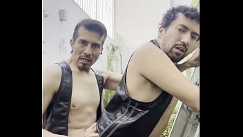 Preview 3 of In Keralla - sol jardin y sexo