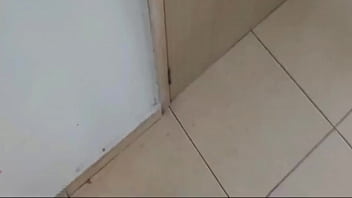 Preview 1 of Indan Sax Movis - Haganlo en sus casas,  Follar a la HERMANASTRA cuando hace sus oficios,  aseo,  me excikta,  le meti toda mi verga gruesa