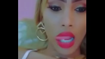 Preview 1 of Pornrash Under The Breasts - Bouche &agrave_ pipes