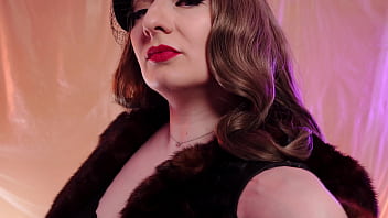 Preview 1 of Bfwwxxx Hidi Hd - ASMR: fur coat,  leather gloves,  vaping (Arya Grander)