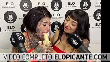 Preview 2 of Swing Swram - GLORIA NAHIR Y PAO DULZURA COMEN LA BANANA CON CREMA EN EL CUARTO PICANTE