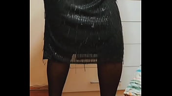 Preview 1 of Donlod Pideo Bokep - Busty Fat Step Mom Granny takes off her dress.