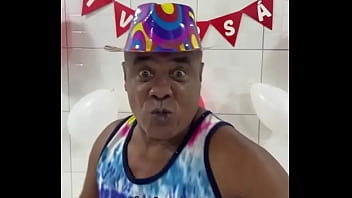Preview 3 of 18years Xxxxcomvideo - Neg&atilde_o comendo o endryl