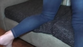 Preview 1 of Xxx Sex Ponr Hub - スキニージーパンでオナニーする女子◯生。なんかジーパンの股の部分からモアっとえっちな匂いがしてきてそれを嗅いだらムラムラしてきてしまってついオナニーしてしまう。