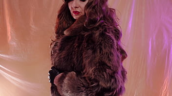 Preview 3 of Hijab Apetube - ASMR video: fur coat and leather gloves (Arya Grander)