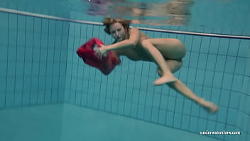 Preview 3 of Vasu Naag - Brunette babe Silvie becomes a sensation in the pool