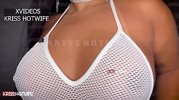 Preview 3 of Ayak Fetish - Experimentando meus mai&ocirc_s safados e transparentes para usar na praia