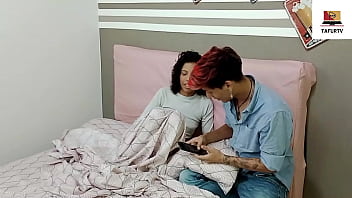 Preview 2 of Ricki Wite - Por estar de CURIOSA su PADRASTRO le da una buena FOLLADA y una buena CHUPADA EN SU CO&Ntilde_O- parte 1