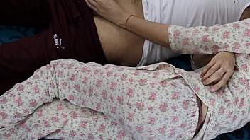 Preview 3 of Hollywood Film Sex Porn - Indian Hot Family Sex With Hindi HD Desi Porn Video