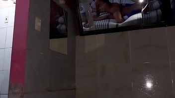 Preview 4 of Negro Xxx Puran Video - La secretaria quer&iacute_a un ascenso y se sent&oacute_ en la polla de su jefe