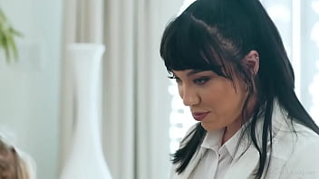 Preview 1 of Ww Xx Com Vid - little puck and Kelsey kane