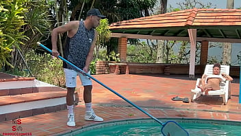 Preview 1 of Keira Knightly Xxx - QUE RICO COGERME AL EMPLEADO  DE LA PISCINA EN SU CUARTO DE HERRAMIENTA HIGHLIGHT