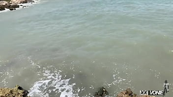 Preview 4 of Pron Xnnnx Porn - She dared me to suck her on the beach.Sexyteen876