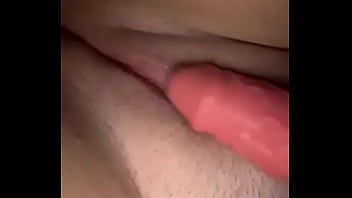 Preview 4 of Cgi Elf3 - Loirinha brincando com o vibrador antes de dormir