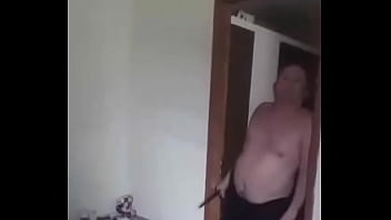 Preview 2 of Steela Sex - Velho safad&atilde_o n&atilde_o recebeu o cu da oi