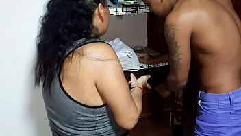 Preview 1 of Sunn Leone 16 Omar Xxx Videos - Disfruto del rico co&ntilde_o de mi madrastra apretadito