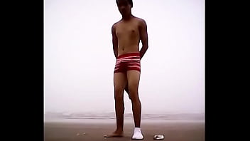 Preview 2 of Nature Tugging - Jesus en boxer #1