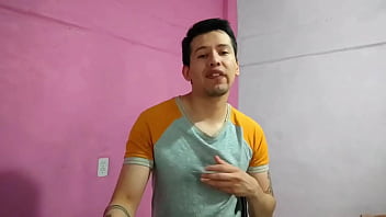Preview 1 of Lesbian Bobs Suck - Fui por primera vez a unas cabinas y termine cogiendo con mi amigo el vergon dotado mientras nos espiaban afuera ! Relato sexual