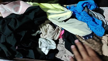 Preview 1 of First Time Pashto Xxx Drama - revisando el cajon de ropa interior de mi suegra parte 2