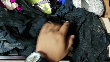 Preview 4 of First Time Pashto Xxx Drama - revisando el cajon de ropa interior de mi suegra parte 2