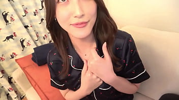 Preview 1 of Nom Son Sex Video - 《NTR寝取られ》ふわふわ巨乳美女と飲み会して変態彼氏の悪ノリでおっぱい見せたり触ったり、更にエスカレートして最後までエッチしちゃった最高にエロい彼女。