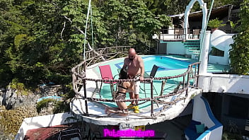 Preview 2 of Soto Xvideos - ALASKA ROD BUEN POLVO EN LA ALBERCA