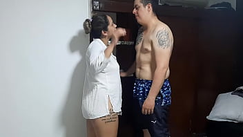 Preview 1 of New Port Girl - Que rico co&ntilde_o tiene la puta de mi hermanastra