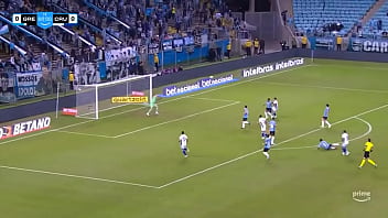 Preview 3 of Lovette Soo - CR7 MINEIRO COLOCA A BOLA DENTRO DA REDE DE MOSQUETEIRO