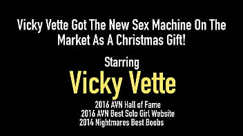 Preview 1 of Moms Teaching Teens Mrs Syren - Vicky Vette Got The New Sex Machine On The Market As A Christmas Gift!