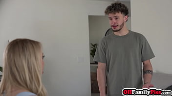 Preview 1 of Wwwxxx Videos 2014 - OhFamilyPies.com - Gamer teen stepsister Braylin Bailey riding stepbros cock and enjoyed it like her favorite game