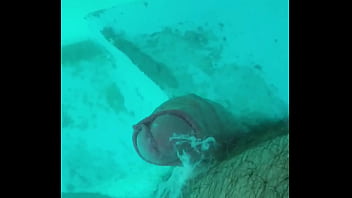 Preview 3 of Reliance Jio Sex Com Indian - Je jouis dans la piscine sans les mains