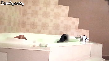 Preview 4 of Bangli Xxx 2017 Hd Video - My photogapher just wants to fuck me. We made a photoshoot in a jacuzzi.