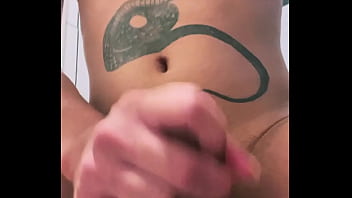 Preview 3 of Ass 21 - Gosta de leitinho grosso e quando t&ocirc_ peludinha assim?