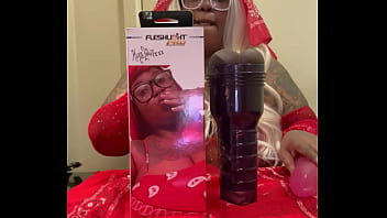 Preview 1 of Amerika Anak Kecil - Spreading This Pussy All 2025!