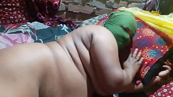 Preview 2 of Japan Vs Barat - Hot Kamwali Bhabhi cheating her Boss