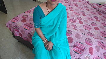 Preview 1 of Kid Tiny - Hot Indian Desi village bhabhi was full romance with devar and fucking hard in clear Hindi audio