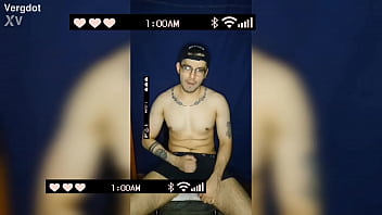 Preview 2 of Mom Boy Hart Fuck - Rico jovencito tatuado y verg&oacute_n se saca la leche frente a la c&aacute_mara
