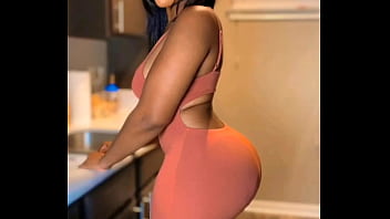 Preview 1 of Www Xxnx New - Phat booty pretty lady